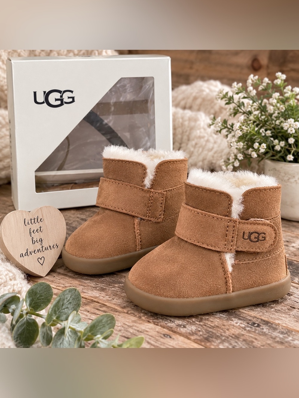 UGG Keelan Infant Baby Boots Chestnut Suede Sheepskin Size 4/5 12-18M w/ Box
